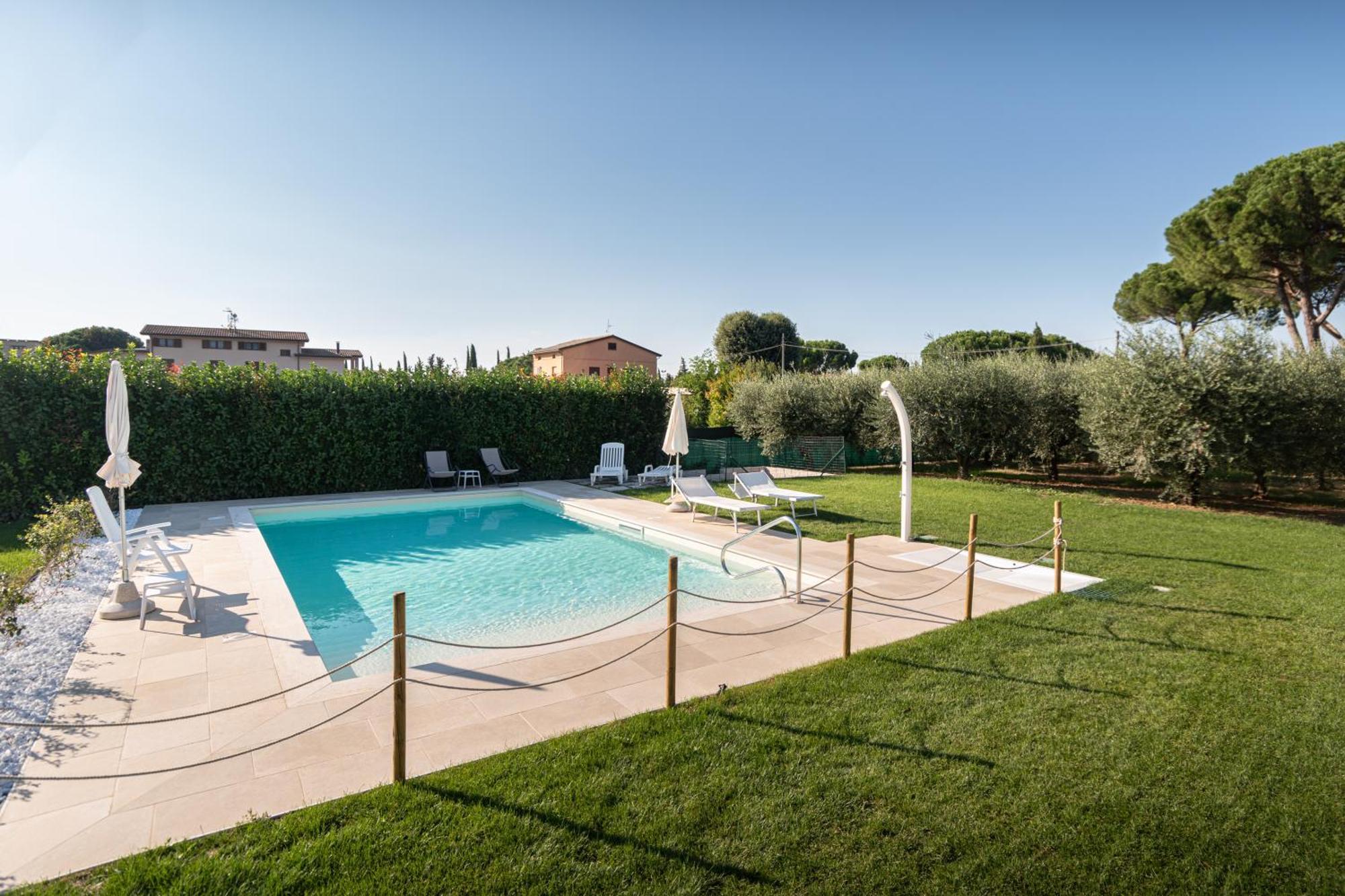 Rosa Di Assisi Bed & Breakfast Bastia Umbra Eksteriør bilde