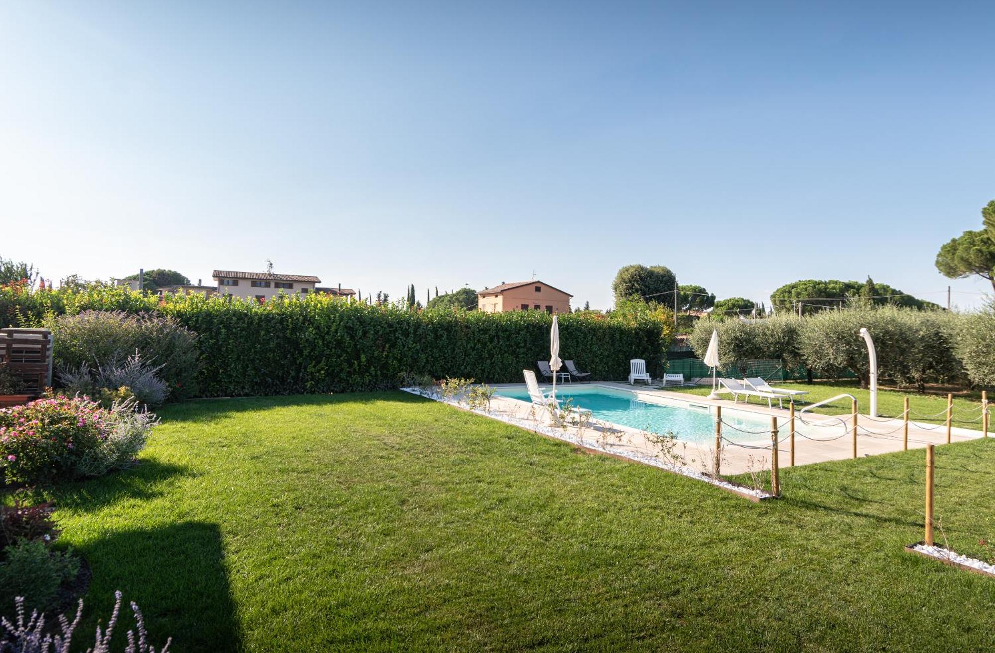 Rosa Di Assisi Bed & Breakfast Bastia Umbra Eksteriør bilde